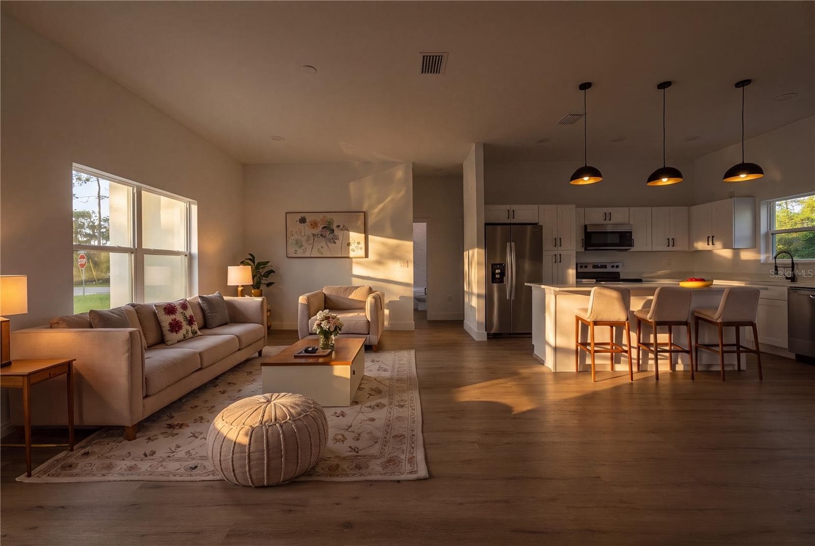 Virtual Staging - 33 FISHER PL, OCKLAWAHA