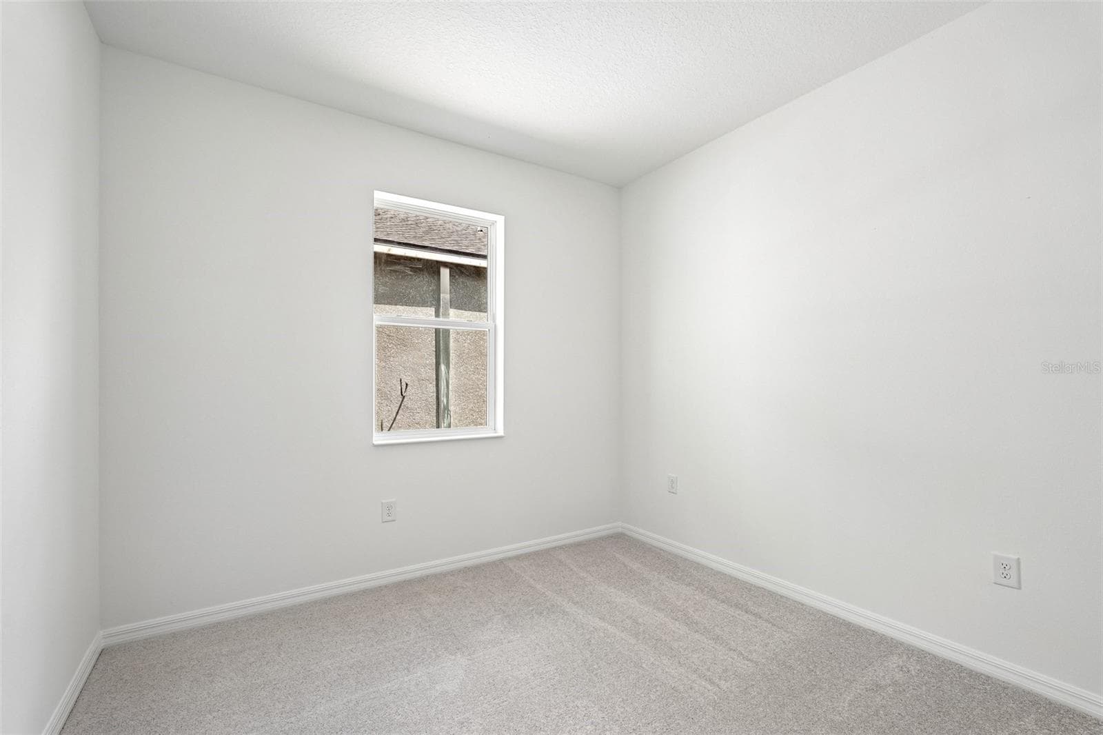 Single Family Residence at 8712 CANARD CV, PALMETTO, photo 15 of 32