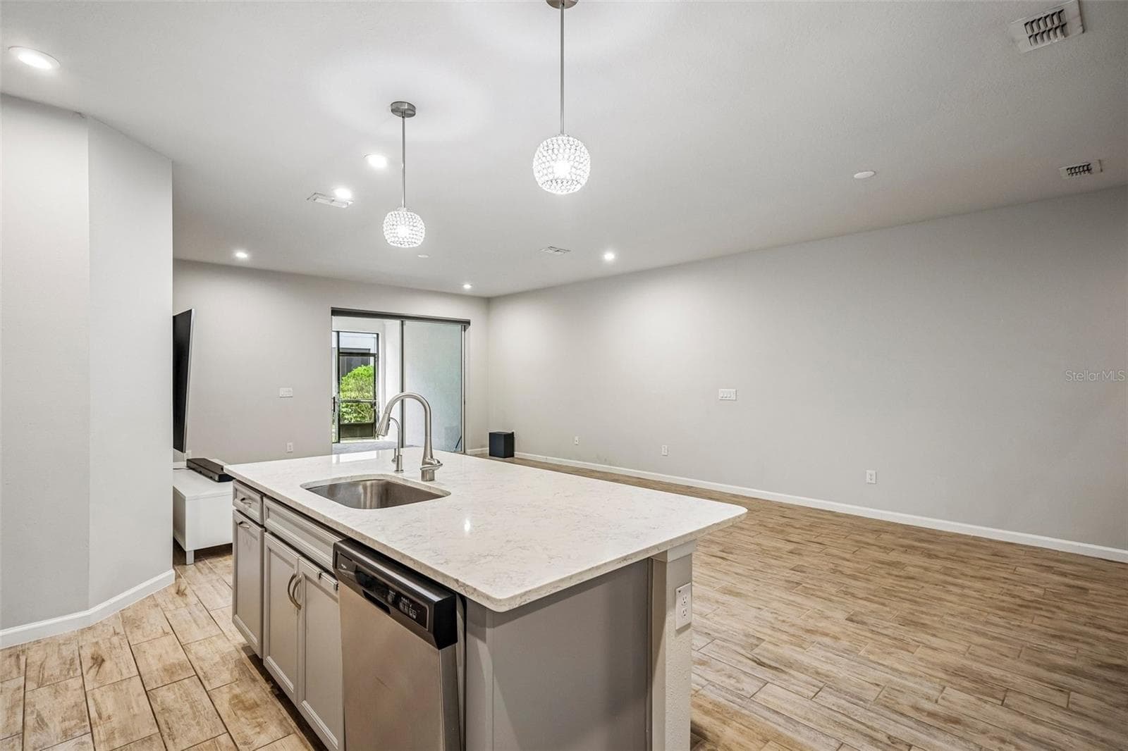 Townhouse at 19405 MONARCH WIND WAY, LUTZ, photo 4 of 26