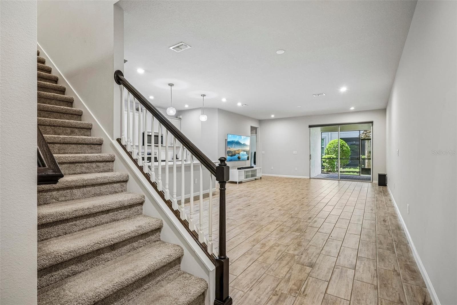 Townhouse at 19405 MONARCH WIND WAY, LUTZ, photo 5 of 26