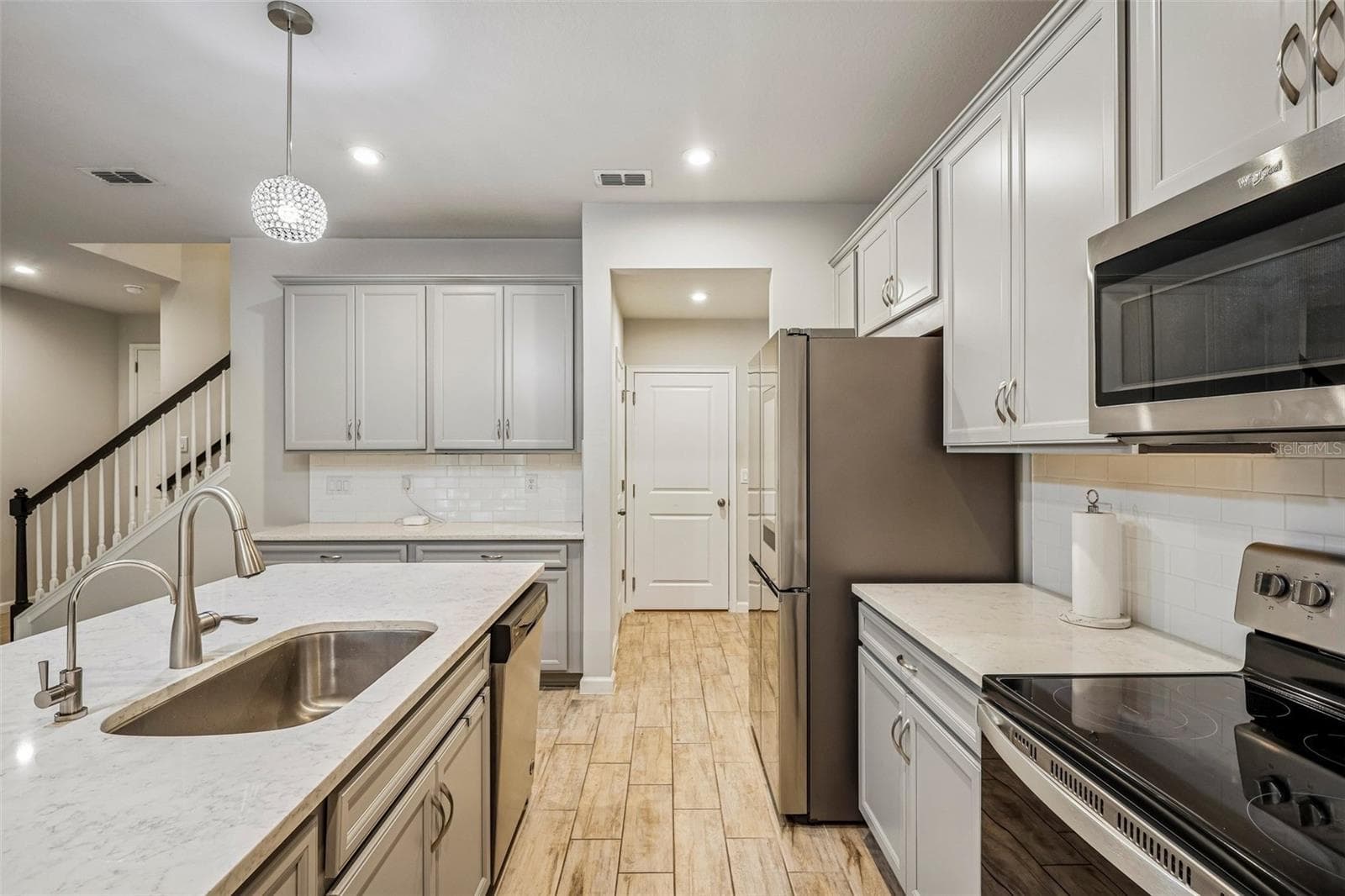 Townhouse at 19405 MONARCH WIND WAY, LUTZ, photo 6 of 26