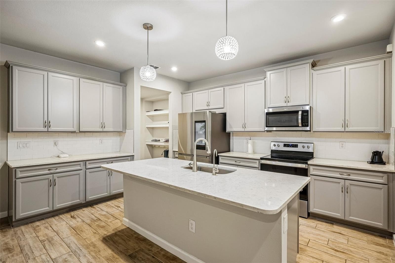Townhouse at 19405 MONARCH WIND WAY, LUTZ, photo 7 of 26