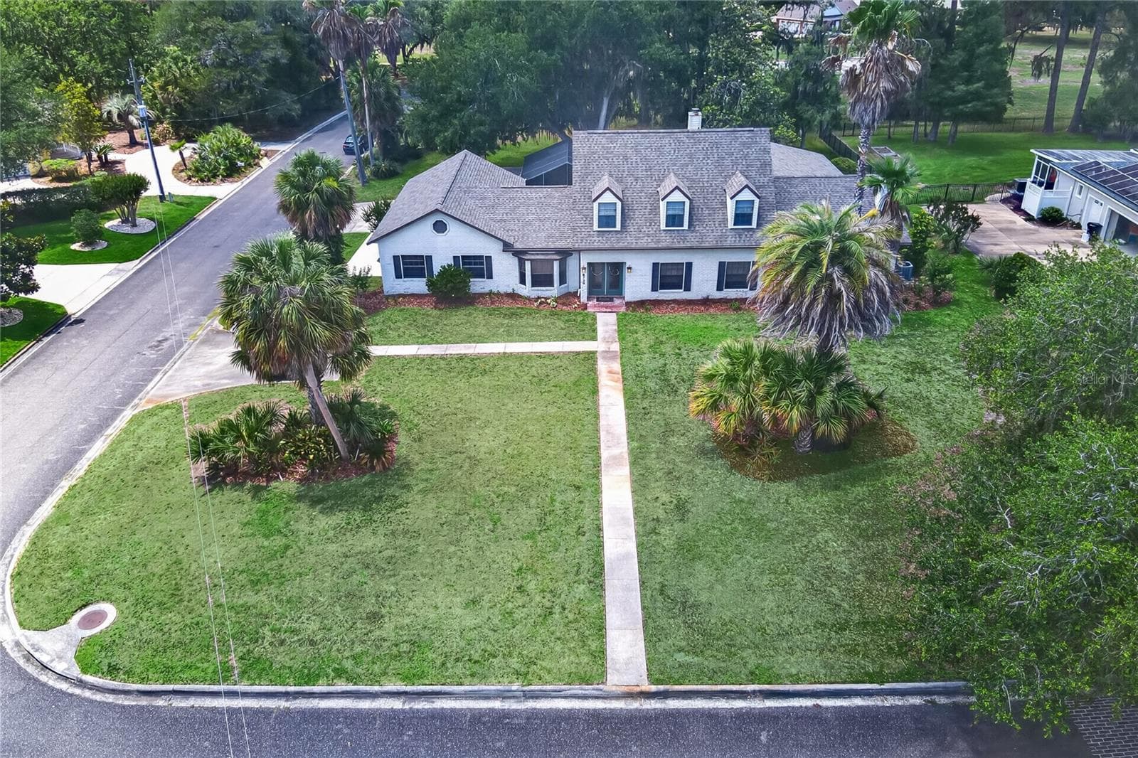 Single Family Residence at GAINESVILLE COUNTRY CLUB, GAINESVILLE, photo 3 of 76