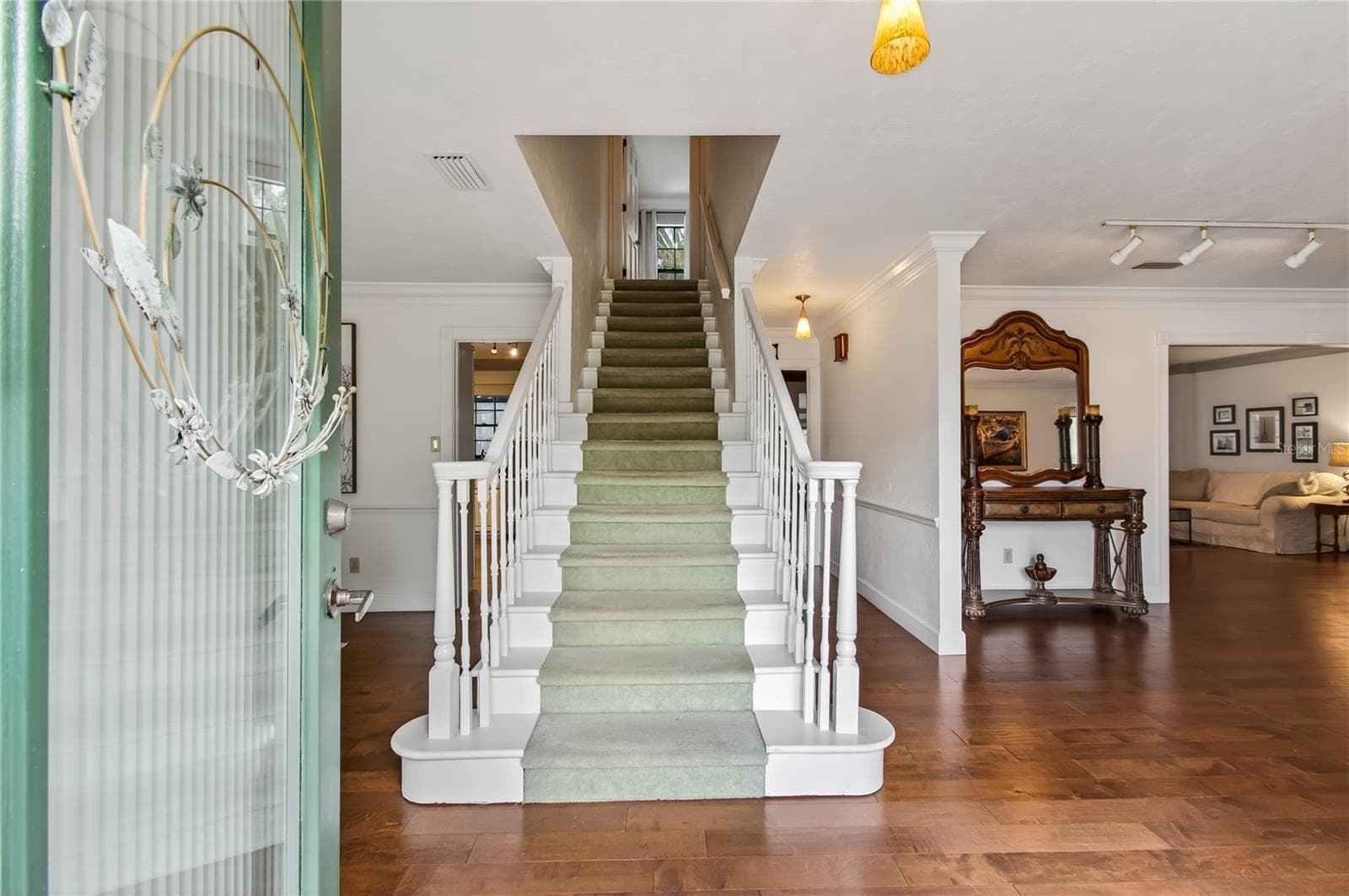 Single Family Residence at GAINESVILLE COUNTRY CLUB, GAINESVILLE, photo 14 of 76