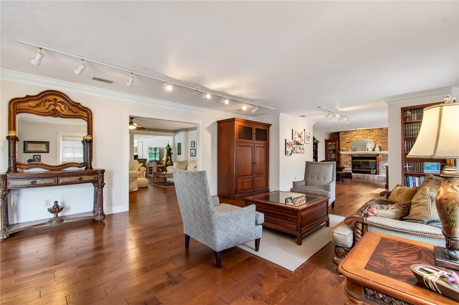 Single Family Residence at GAINESVILLE COUNTRY CLUB, GAINESVILLE, photo 19 of 76