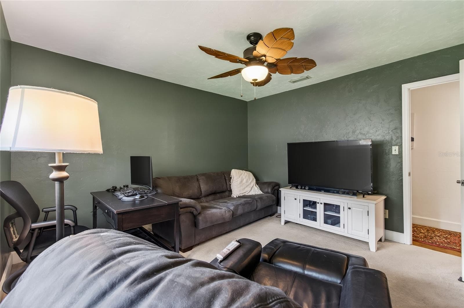 Single Family Residence at GAINESVILLE COUNTRY CLUB, GAINESVILLE, photo 50 of 76