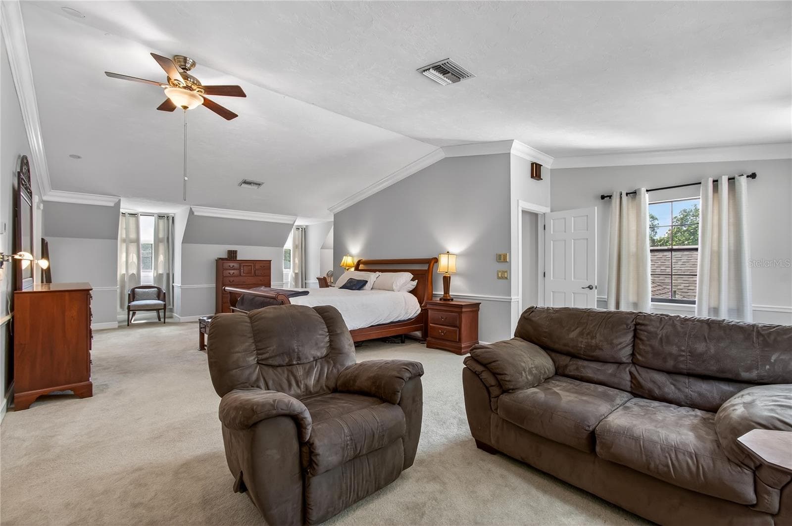 Single Family Residence at GAINESVILLE COUNTRY CLUB, GAINESVILLE, photo 54 of 76