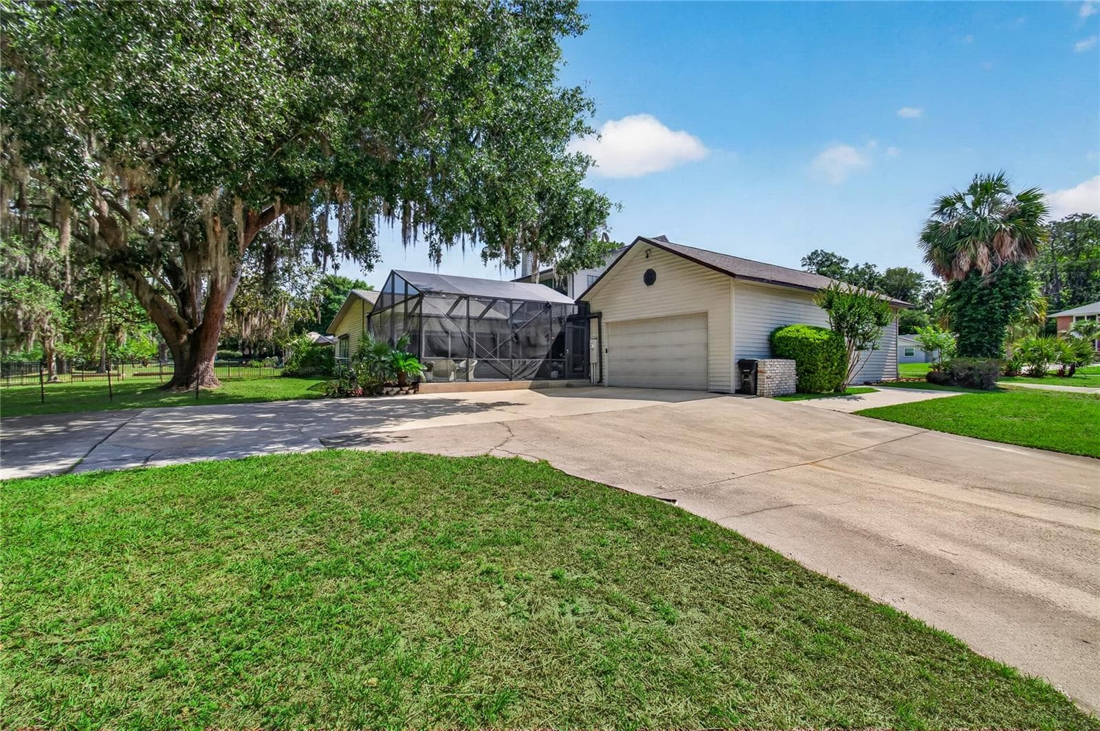 Single Family Residence at GAINESVILLE COUNTRY CLUB, GAINESVILLE, photo 73 of 76