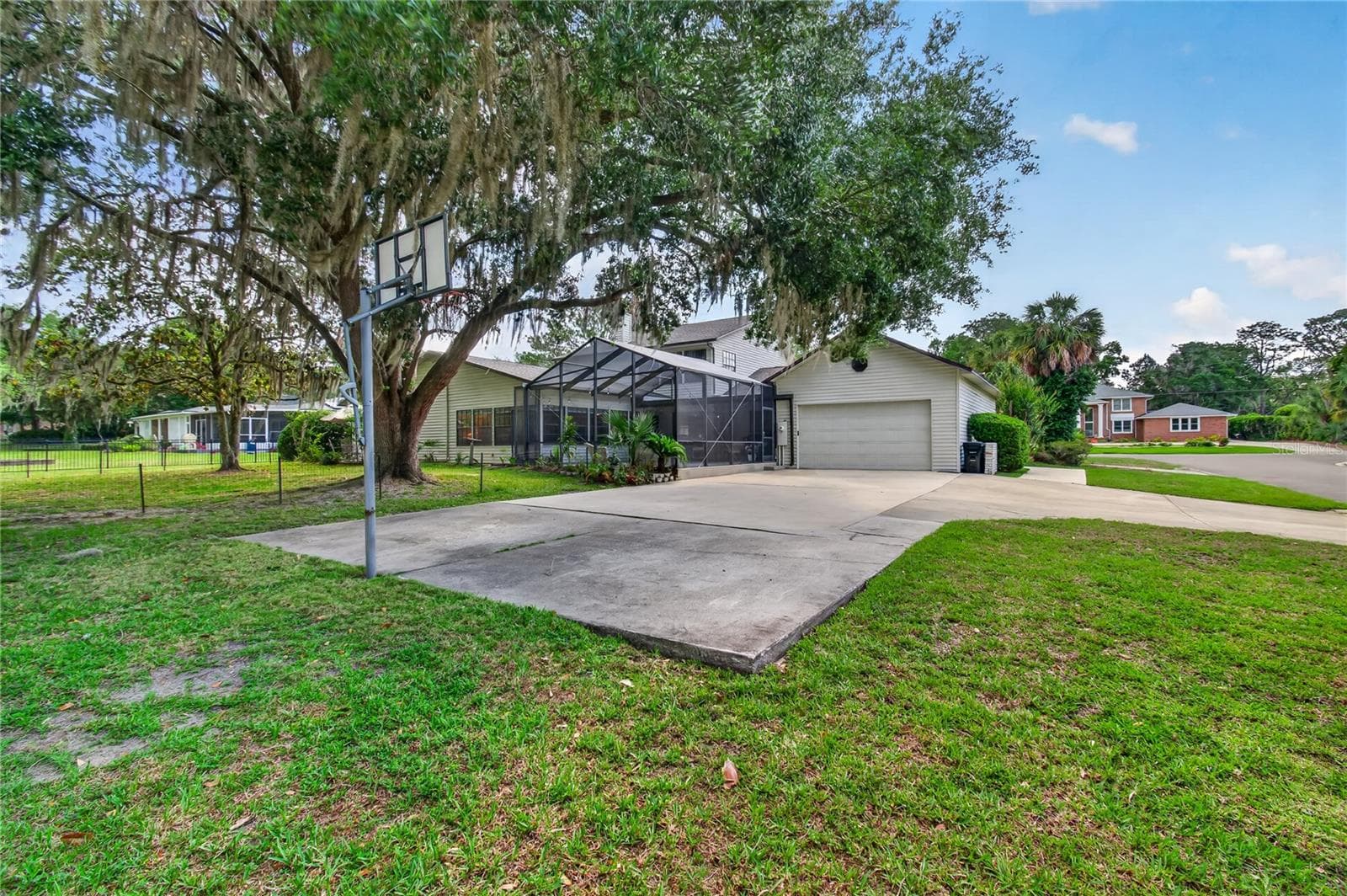Single Family Residence at GAINESVILLE COUNTRY CLUB, GAINESVILLE, photo 74 of 76