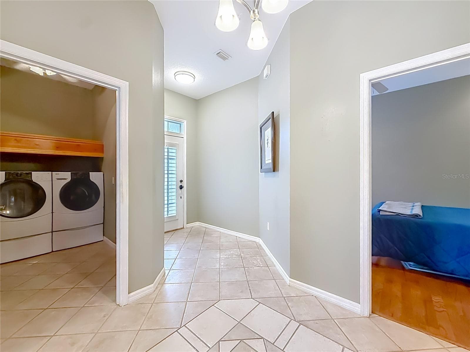 Laundry Room with desk - 3008 SW 41ST PL, OCALA