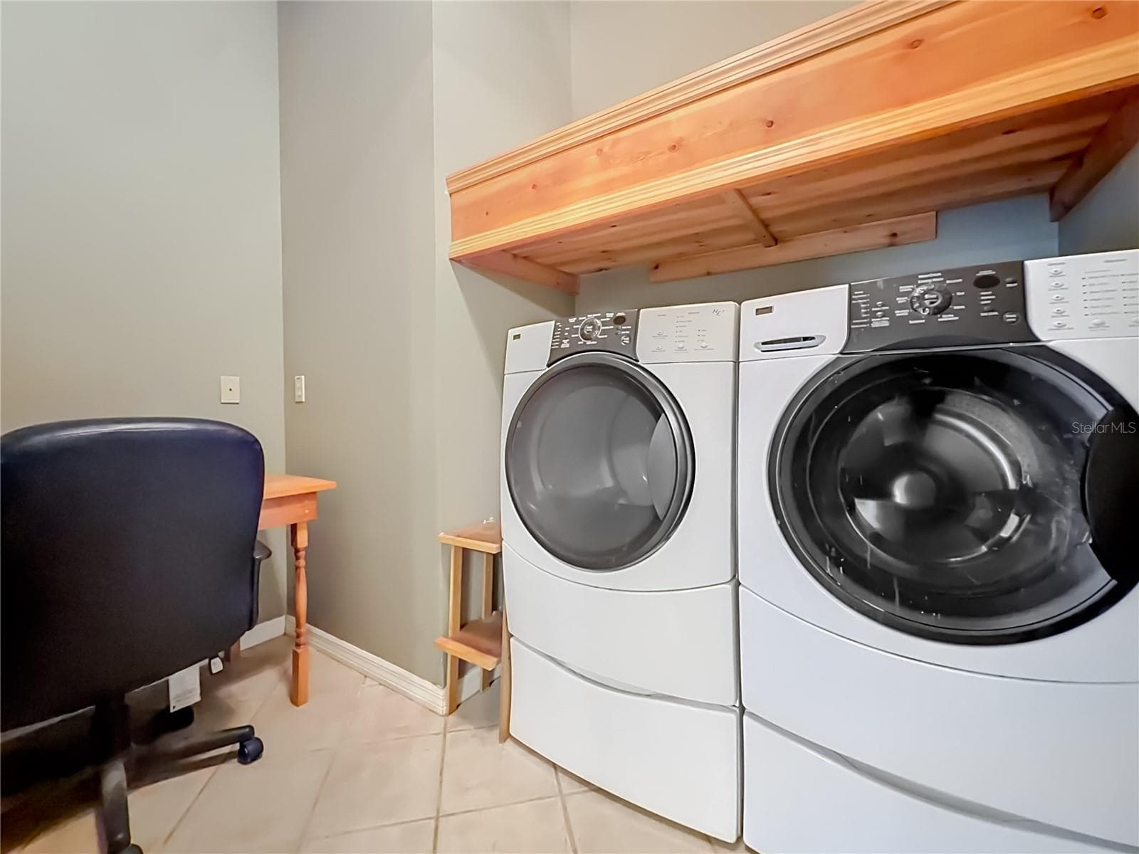 Laundry Room with desk - 3008 SW 41ST PL, OCALA