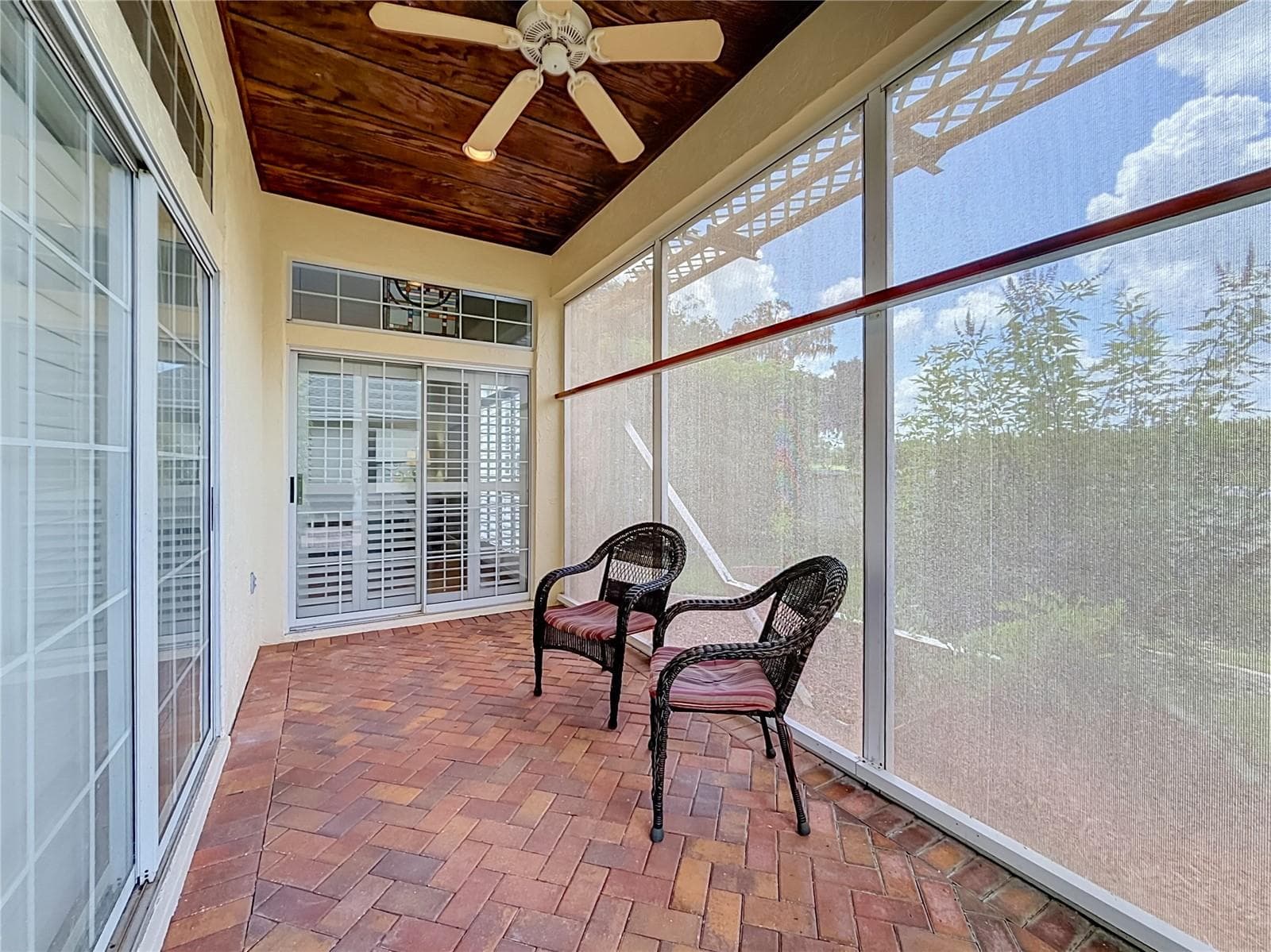 Double Screen Back Porch - 3008 SW 41ST PL, OCALA