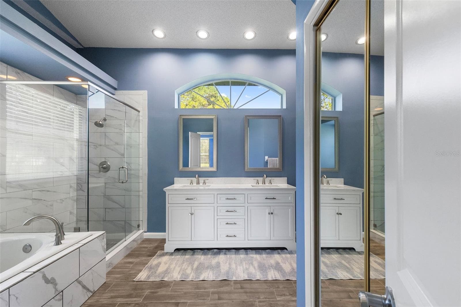 Ensuite primary bathroom - 17269 RAINTREE RD, LUTZ