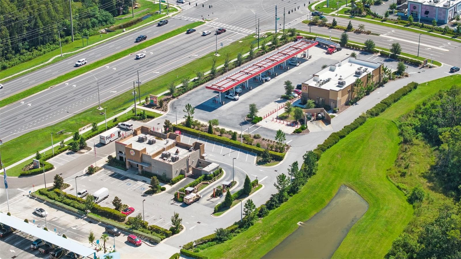 Nearby Plaza - 17269 RAINTREE RD, LUTZ