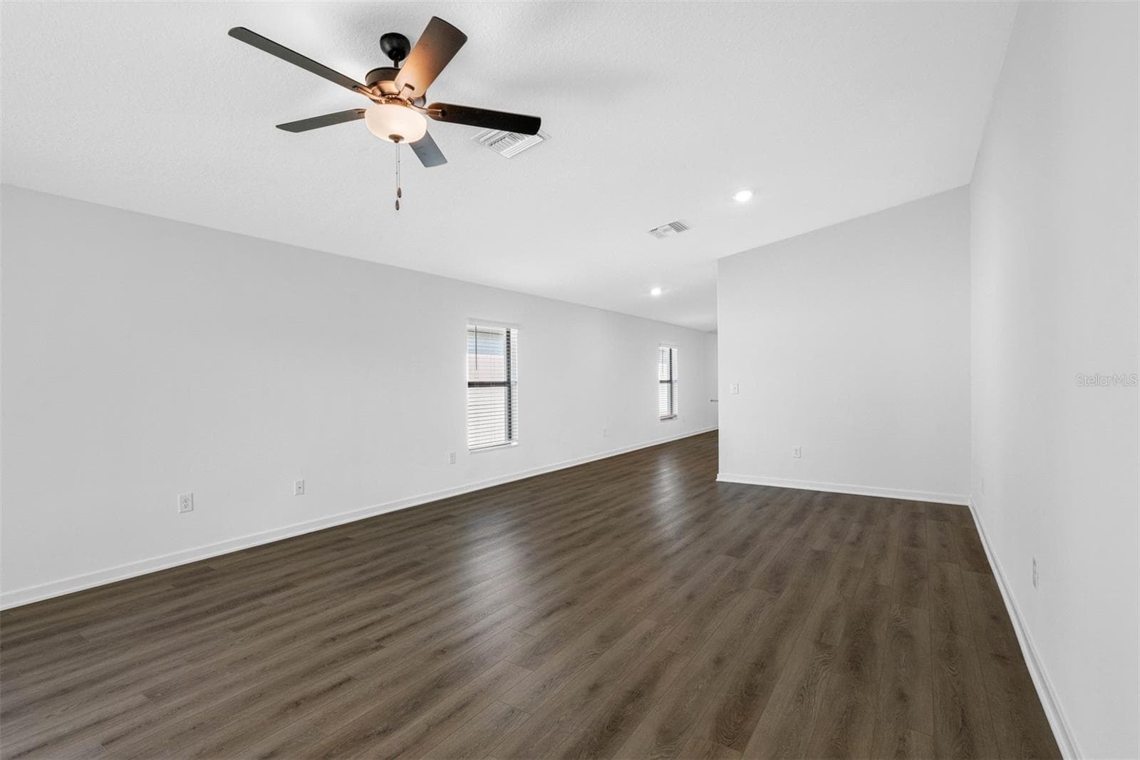 Single Family Residence at 5269 CAP RD, BROOKSVILLE, photo 5 of 15