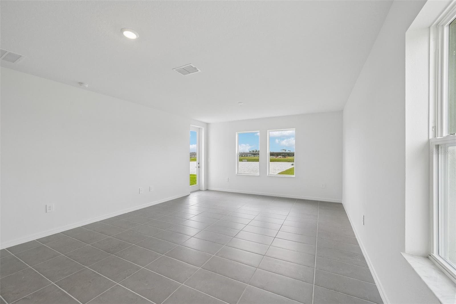 Single Family Residence at 9014 OPTIMIST WAY, PALMETTO, photo 10 of 29