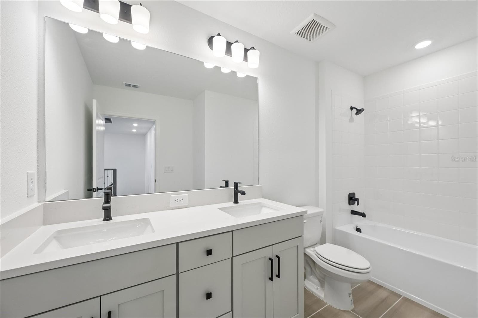 Townhouse at 4454 SUNSET GARDEN ST, BRADENTON, photo 21 of 23