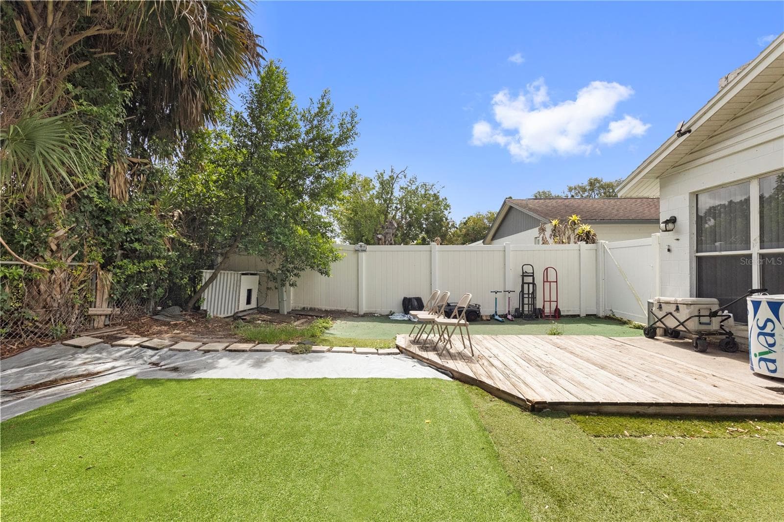 Single Family Residence at 7529 ARMAND CIR, TAMPA, photo 8 of 50