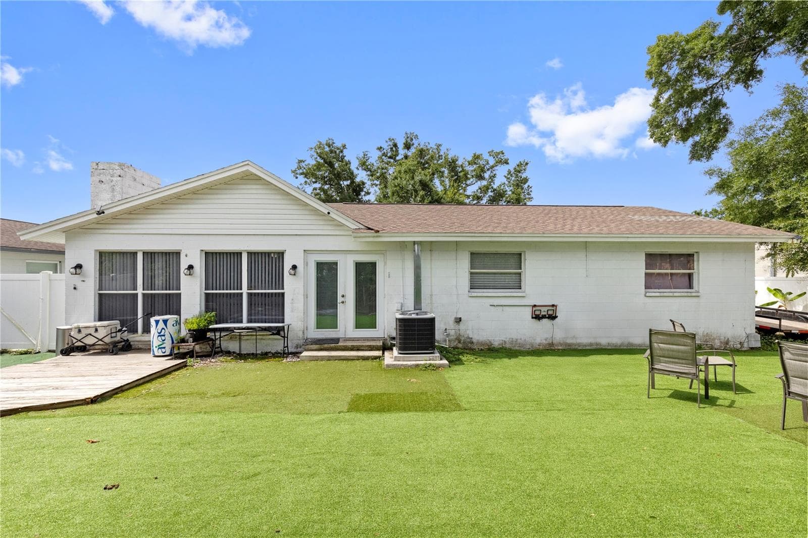 Single Family Residence at 7529 ARMAND CIR, TAMPA, photo 13 of 50