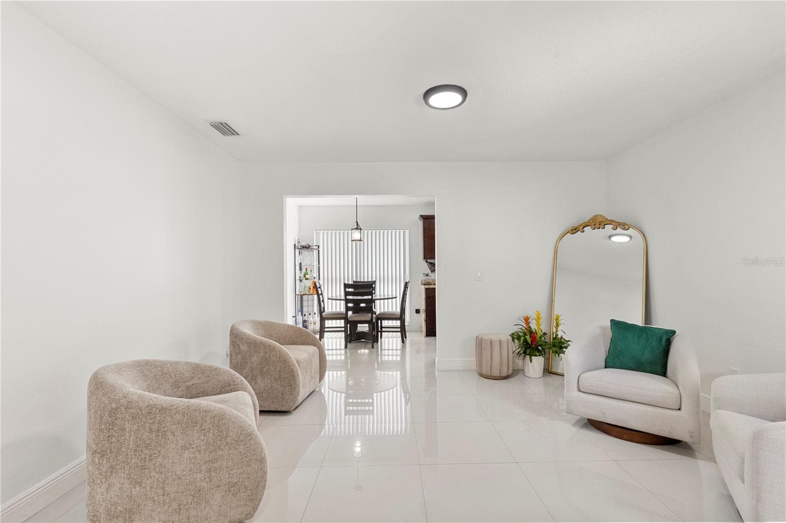 Single Family Residence at 7529 ARMAND CIR, TAMPA, photo 15 of 50