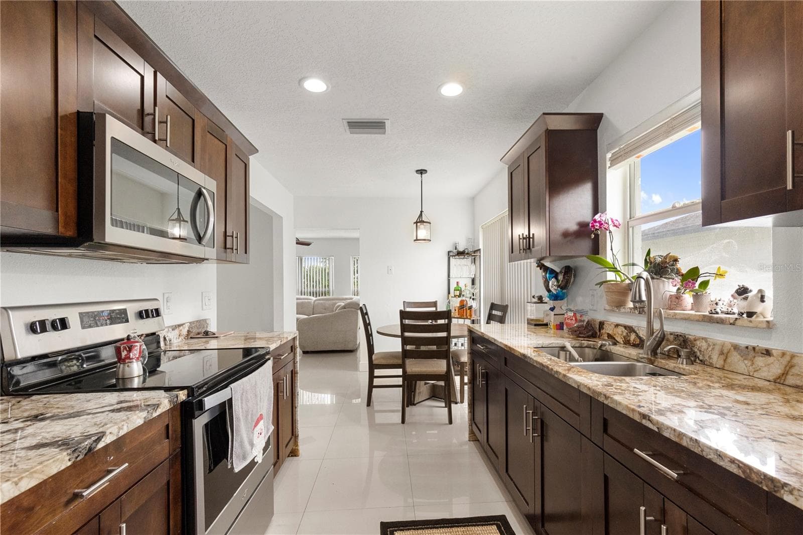 Single Family Residence at 7529 ARMAND CIR, TAMPA, photo 20 of 50