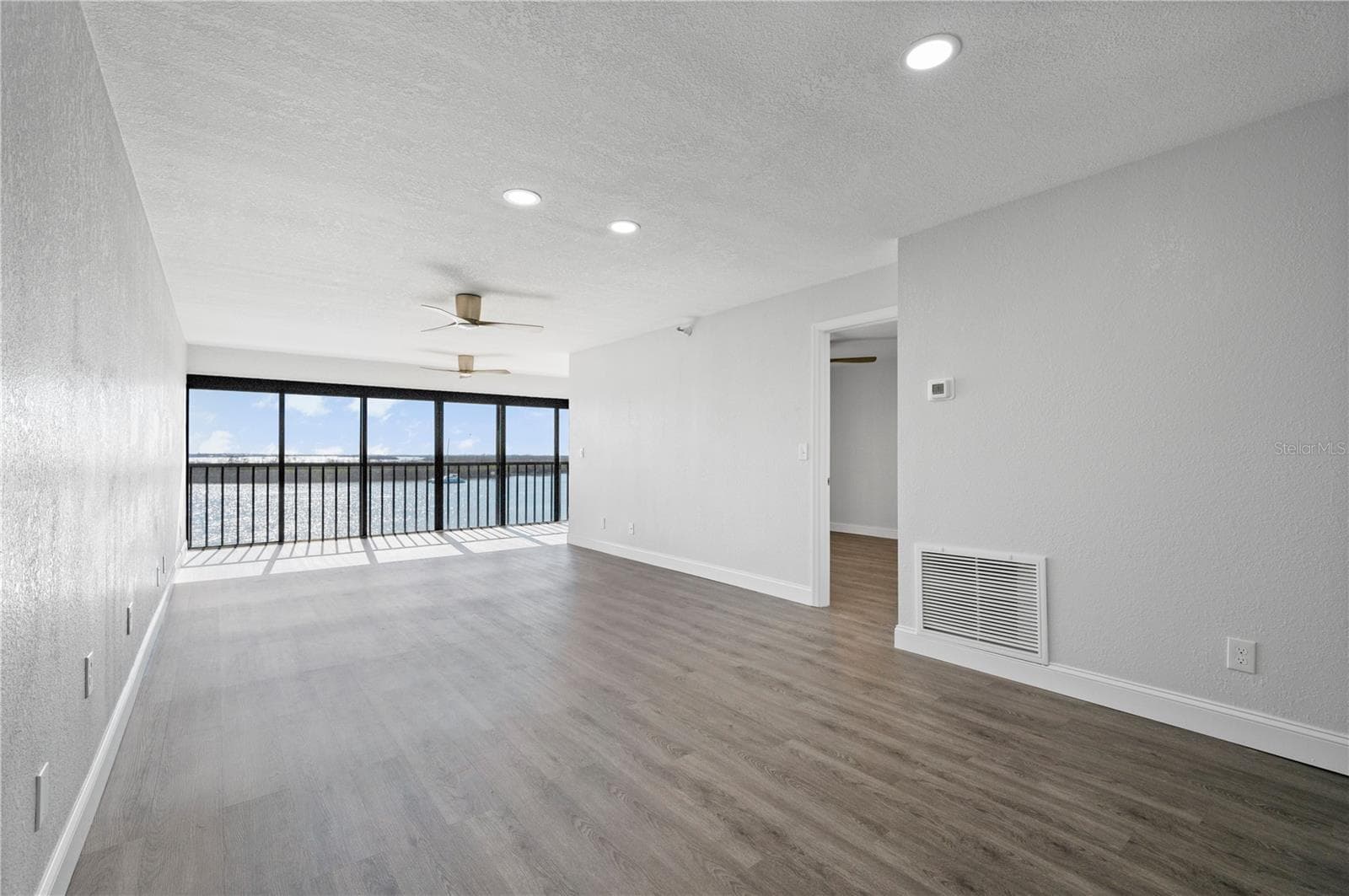 Condominium at 1751 BEACH RD #404, ENGLEWOOD, photo 15 of 35