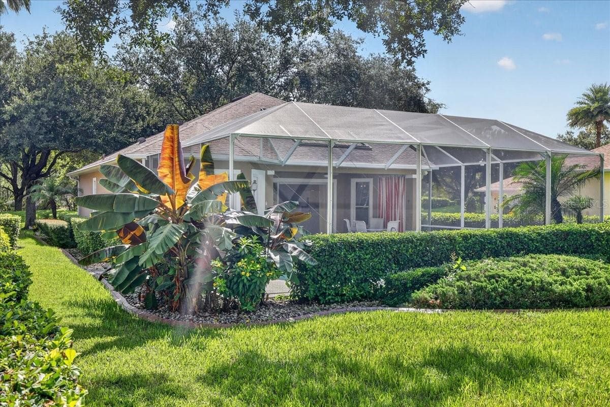 Single Family Residence at 5 CAPTIVA AT LIONSPAW, DAYTONA BEACH, photo 3 of 31