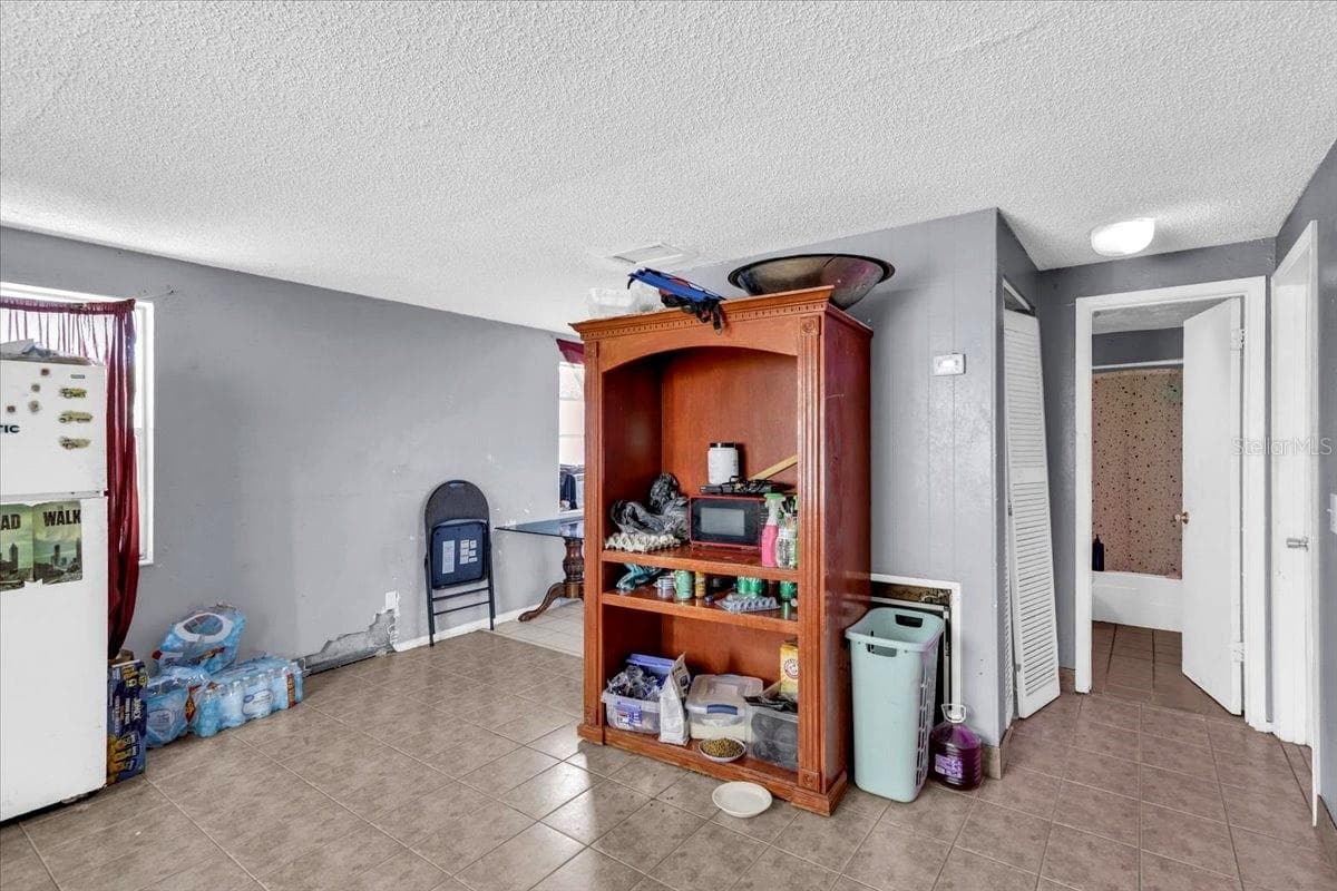 Duplex at 4306 9TH ST E, BRADENTON, photo 10 of 46