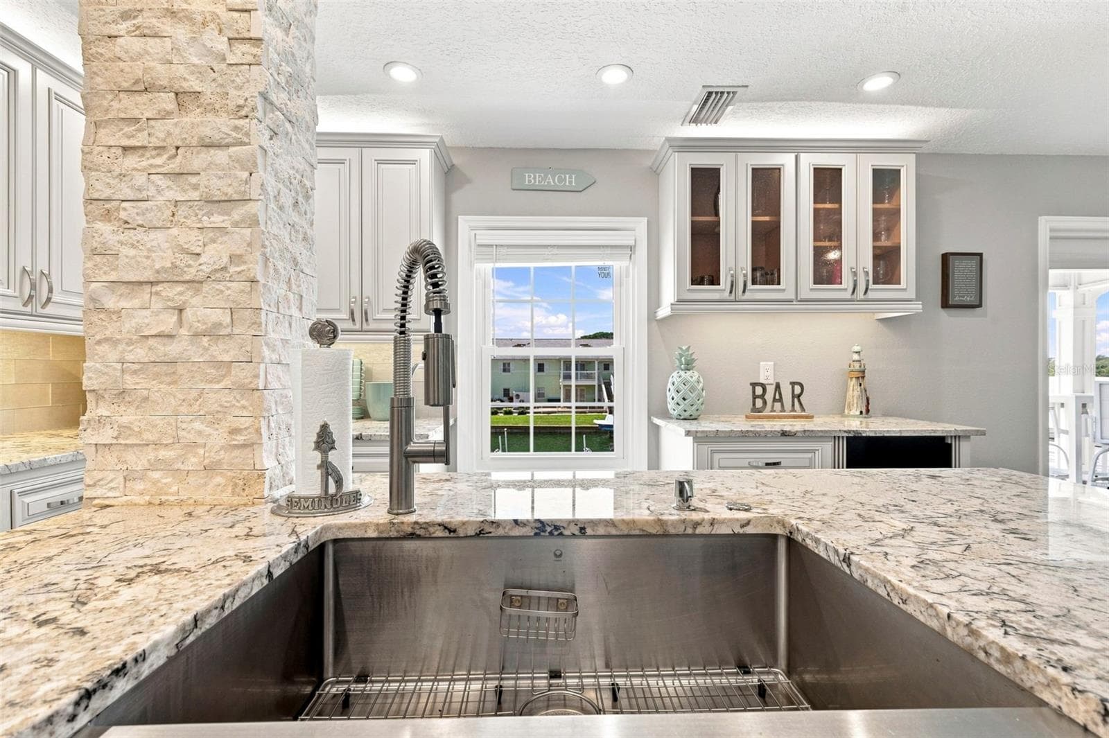 Condominium at 5023 STARFISH DR SE #E, ST PETERSBURG, photo 15 of 56