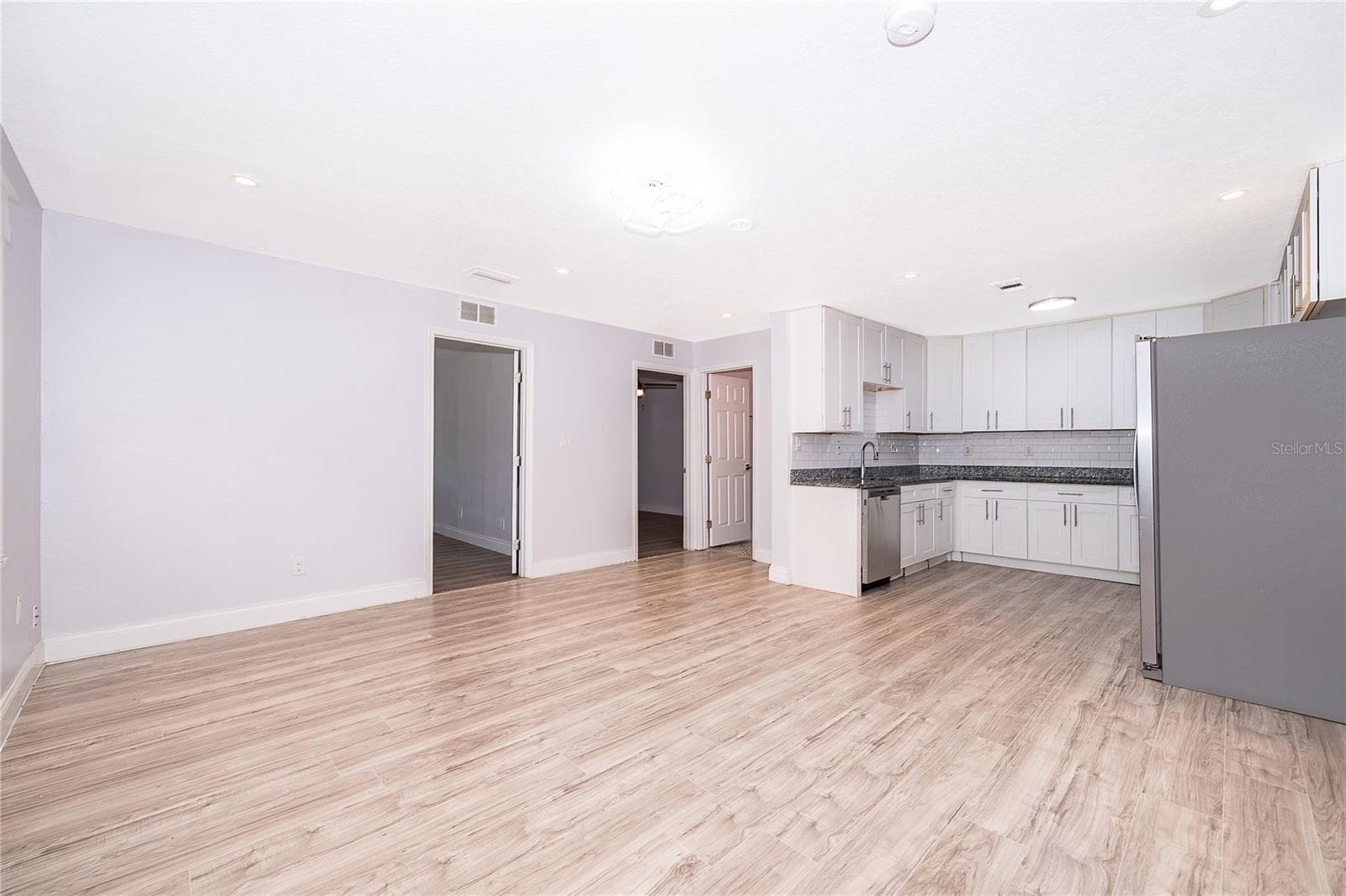 Single Family Residence at 324 SEMINOLA BLVD, CASSELBERRY, photo 7 of 35