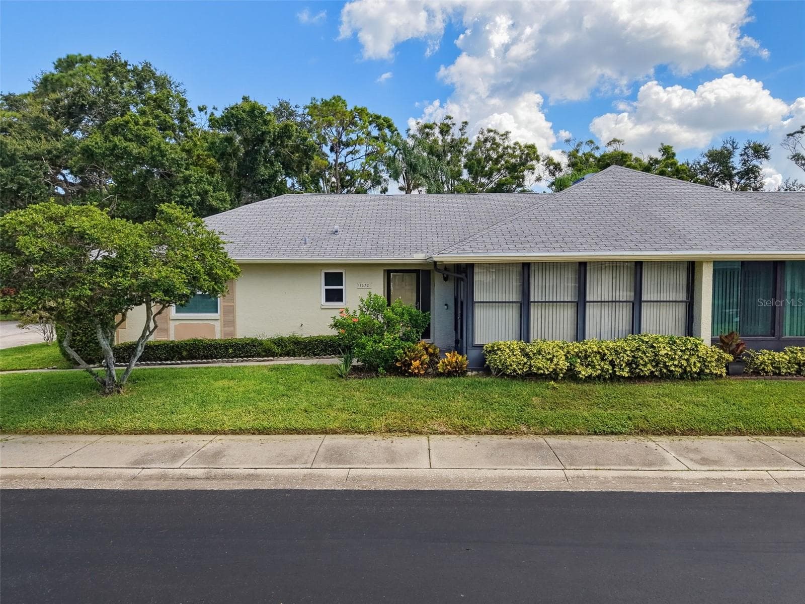 Villa at 1372 CARLISLE CT, DUNEDIN, photo 2 of 90
