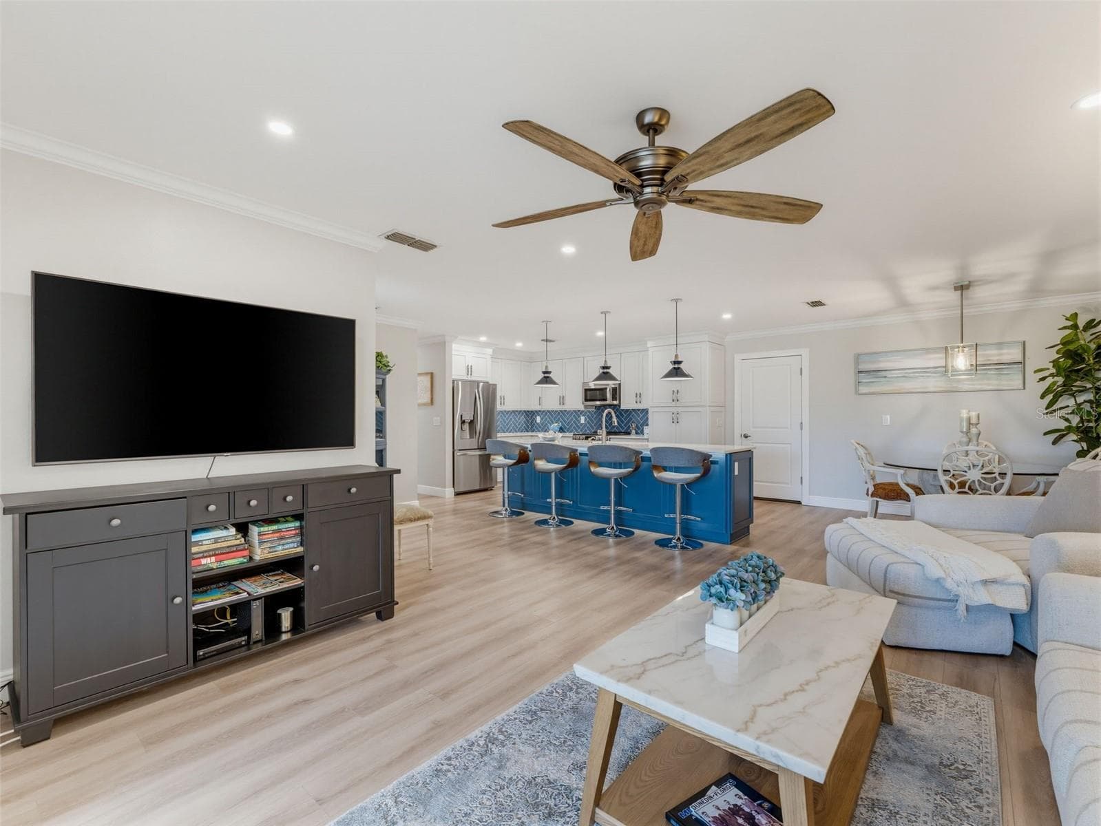 Open concept - 1372 CARLISLE CT, DUNEDIN