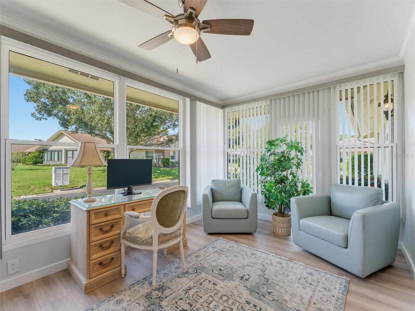 Natural light - 1372 CARLISLE CT, DUNEDIN