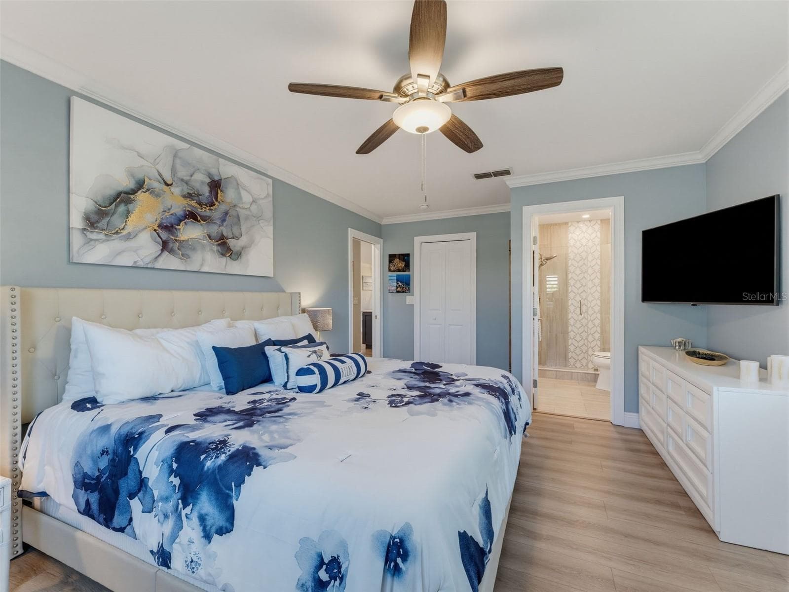 Large primary bedroom - 1372 CARLISLE CT, DUNEDIN