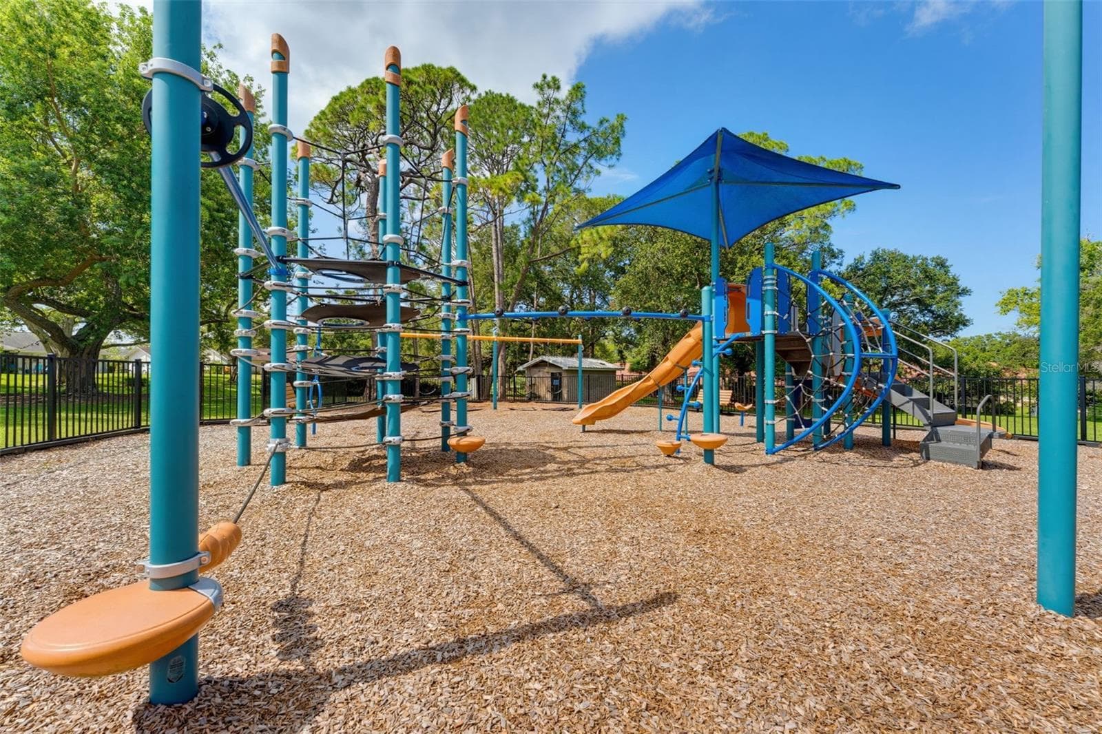 Community park - 1372 CARLISLE CT, DUNEDIN
