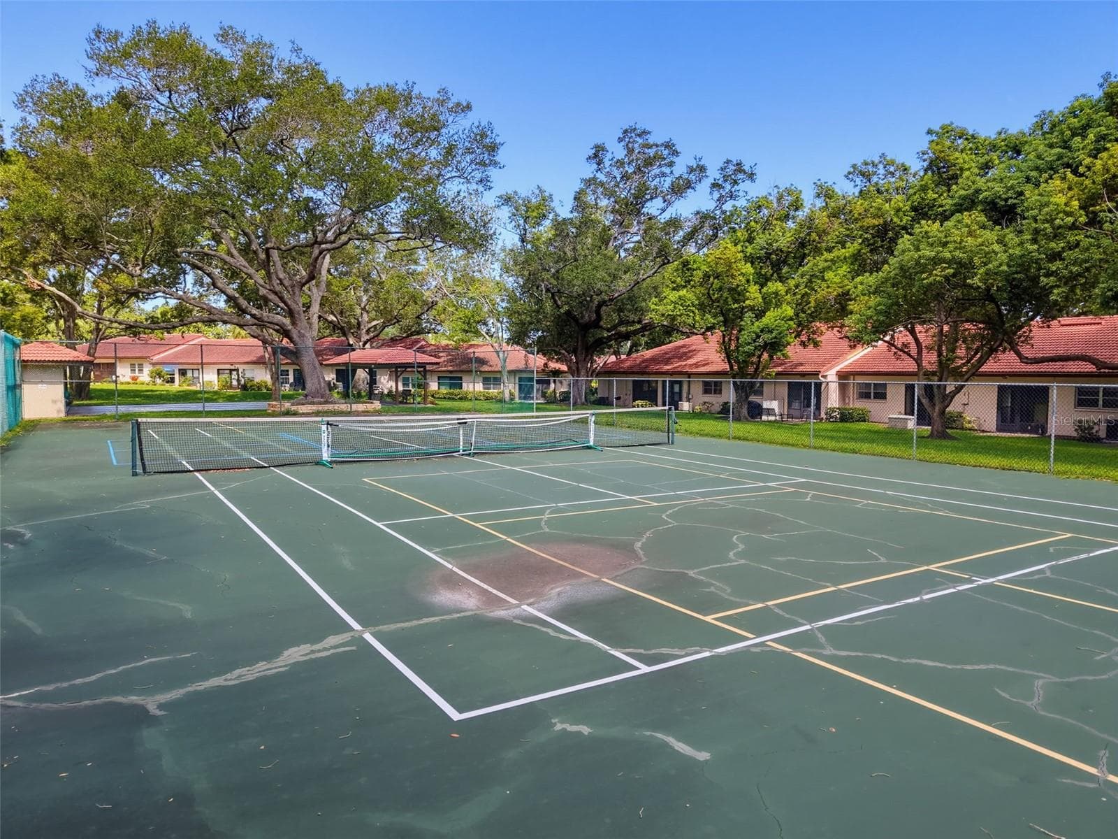 pickleball courts - 1372 CARLISLE CT, DUNEDIN