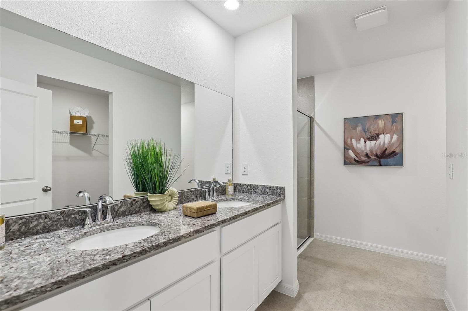 Model home - actual features may vary. - 203 HYACINTH CT, POINCIANA
