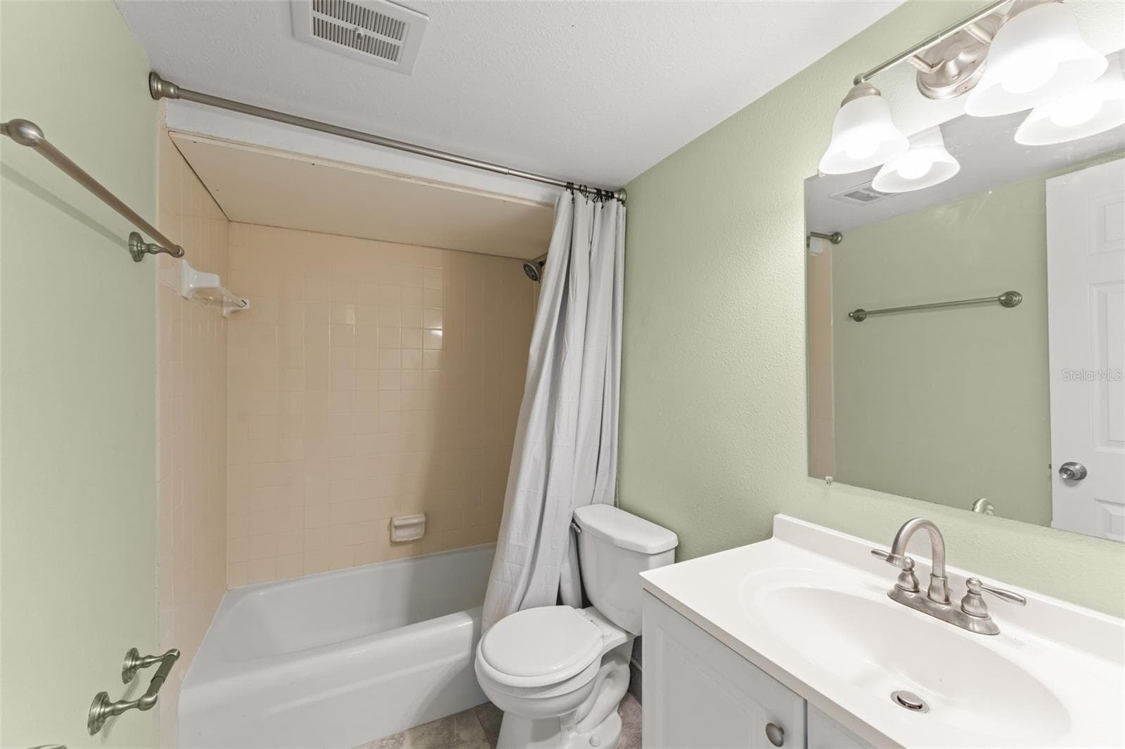 Condominium at 1250 S DENNING DR #Unit 233, WINTER PARK, photo 17 of 31