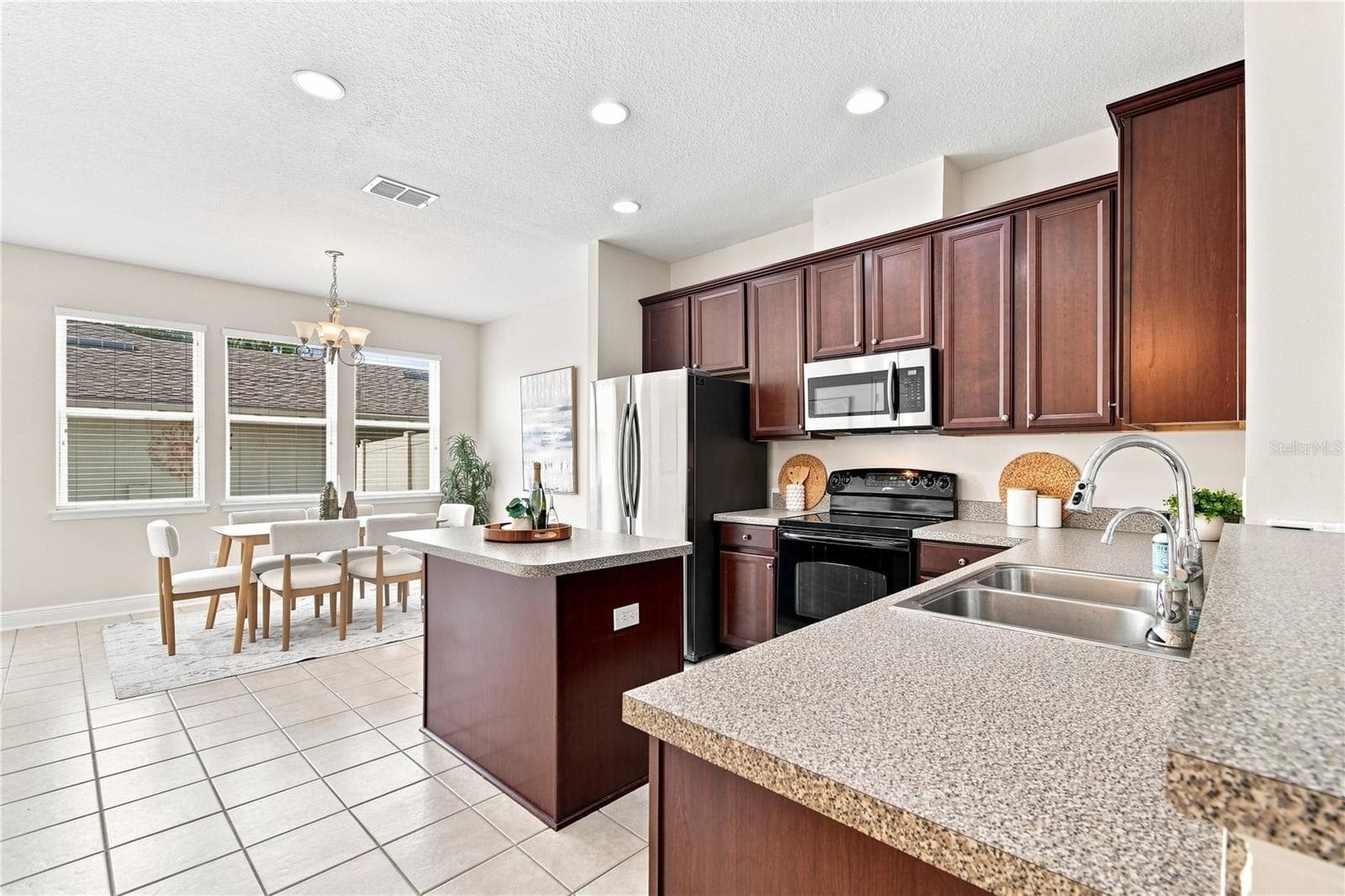 Kitchen 1 - 829 BELLES FERRY LOOP, SANFORD