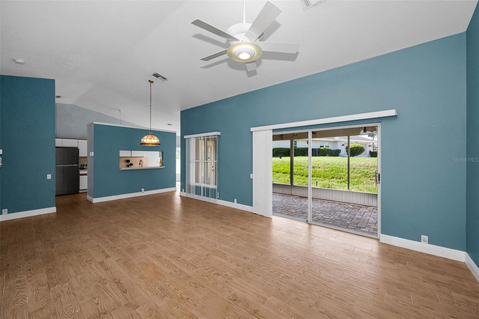 Family/Dining Room - 8919 KEATS DR, HUDSON