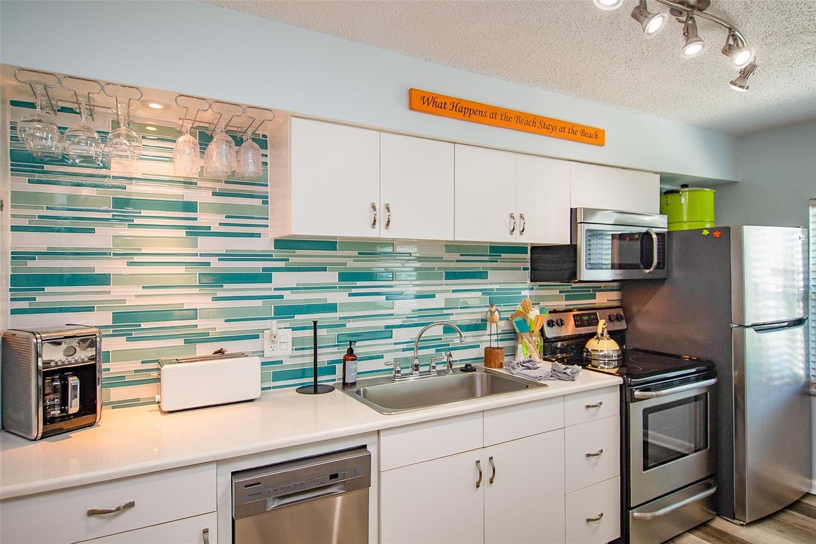 Condominium at 308 2ND ST N #201, BRADENTON BEACH, photo 11 of 45