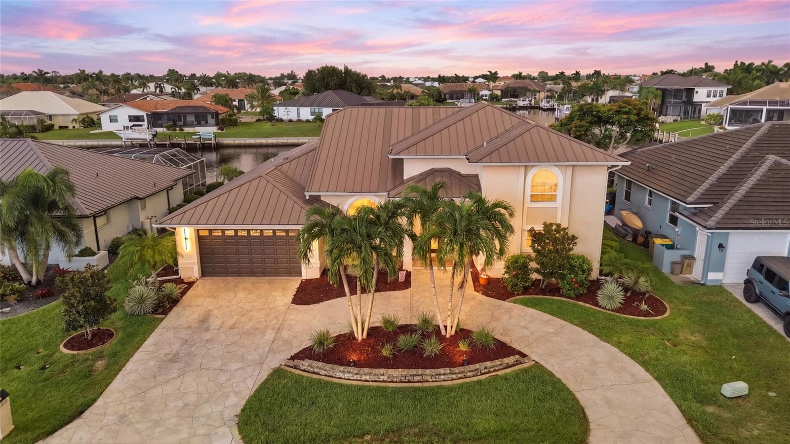 414 CAICOS DR