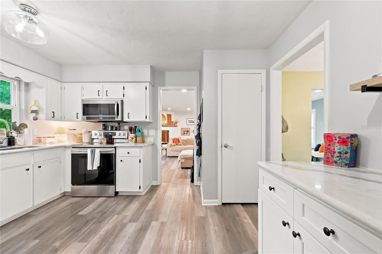 Added cabinets - 2711 NW 31ST TER, GAINESVILLE