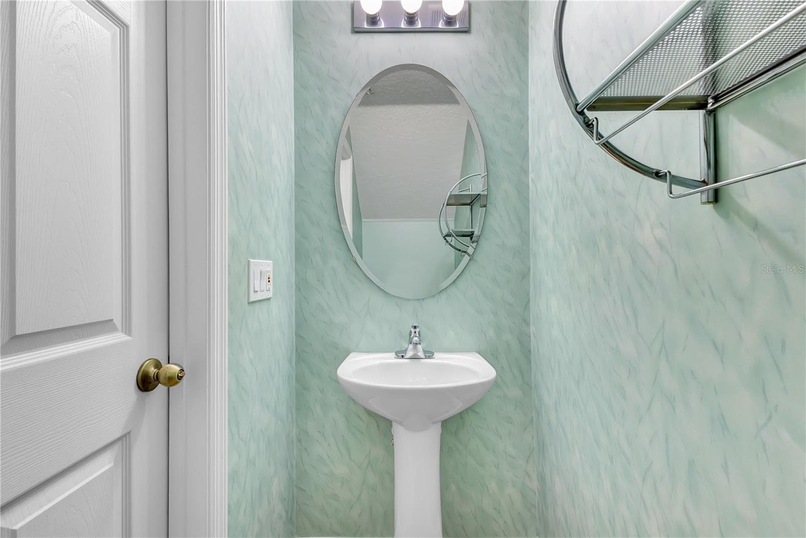 Townhouse at 942 COQUINA ROCK ST, ORLANDO, photo 20 of 61