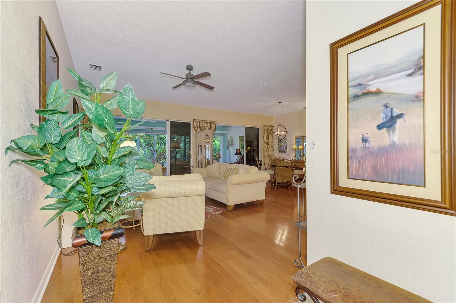 Foyer - 8252 PARKSIDE DR, ENGLEWOOD