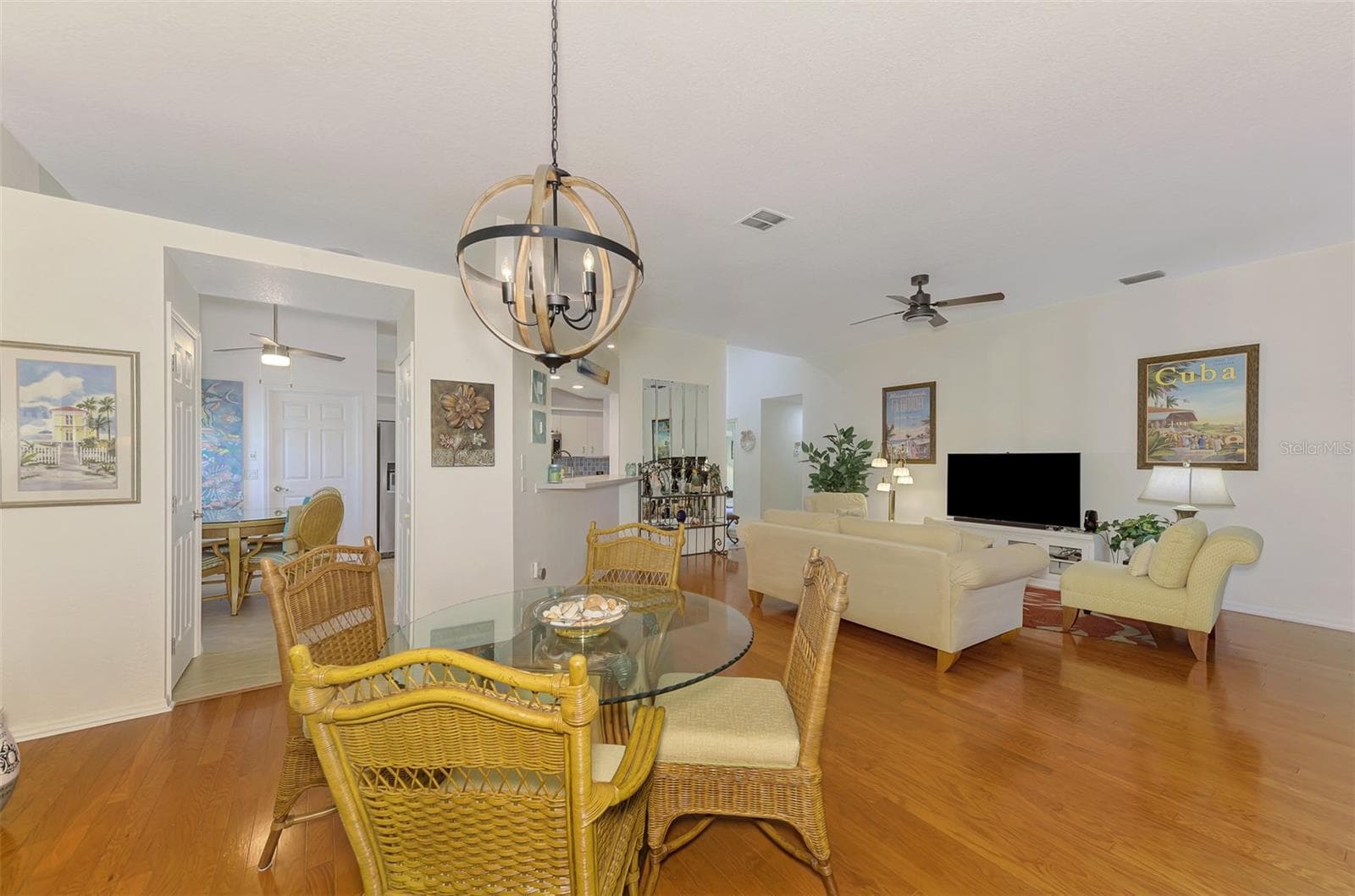 Ceiling fan and Dining room lighting - 8252 PARKSIDE DR, ENGLEWOOD