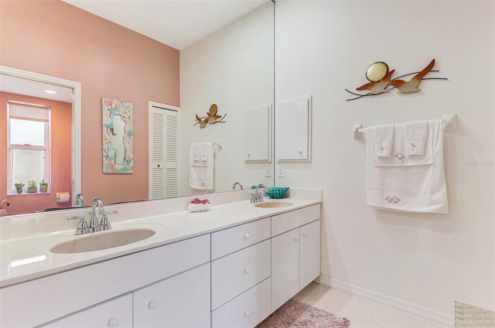 Bathroom - 8252 PARKSIDE DR, ENGLEWOOD