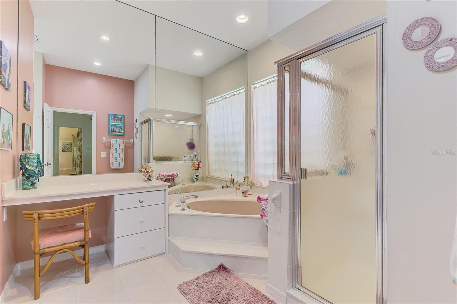 Shower in master bathroom - 8252 PARKSIDE DR, ENGLEWOOD