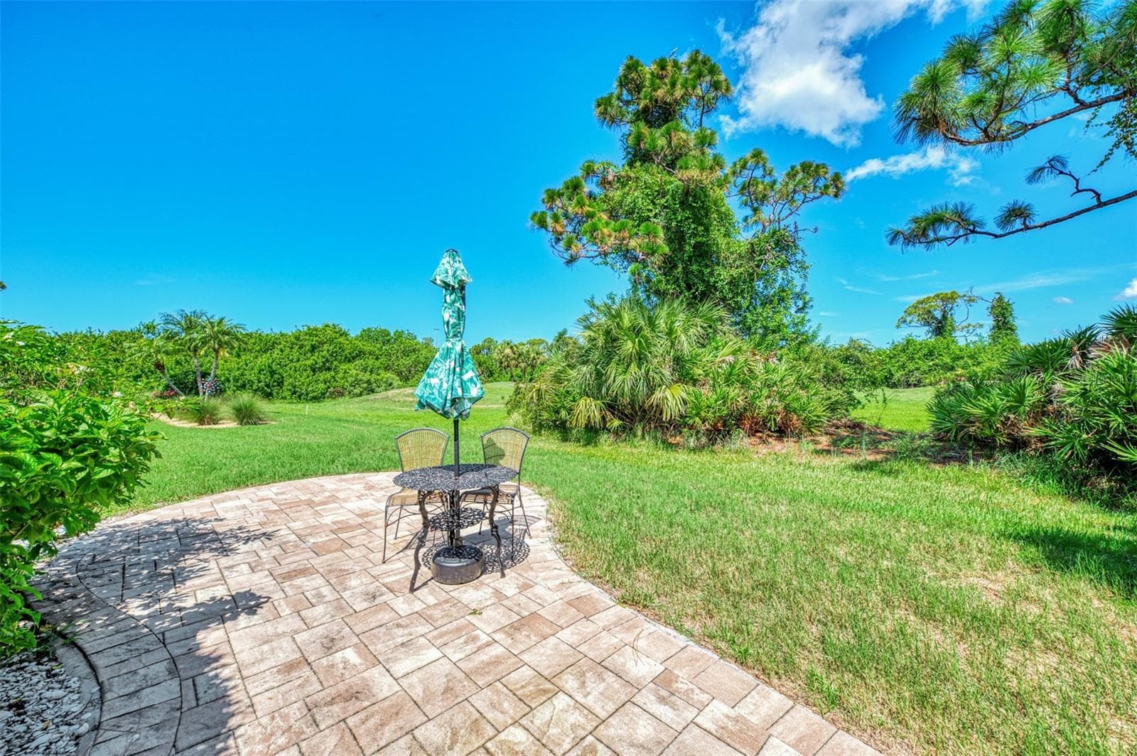 Back looking over golf course - 8252 PARKSIDE DR, ENGLEWOOD