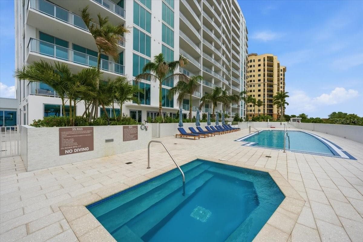 Condominium at 5713 BOWEN DANIEL DR #901, TAMPA, photo 11 of 16